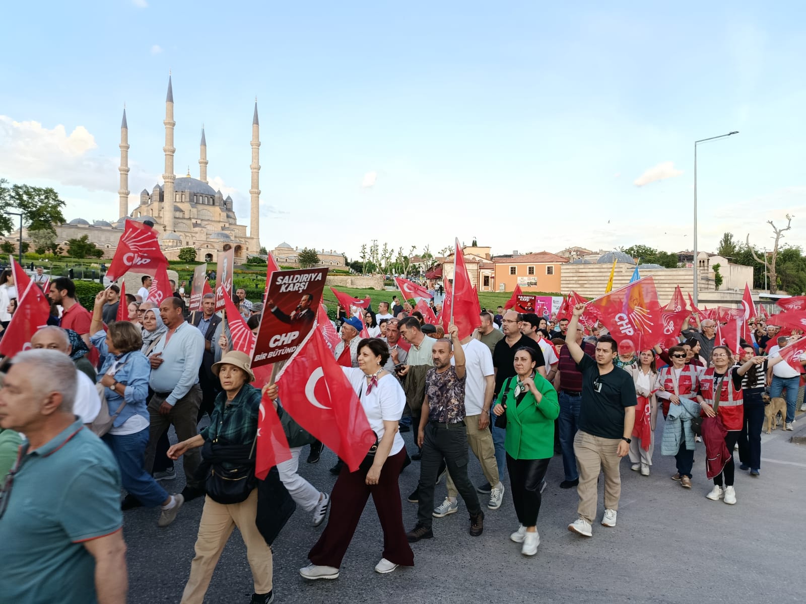CHP Edirne İl Başkanlığı tarafından bugün kentte geniş katılımlı bir 